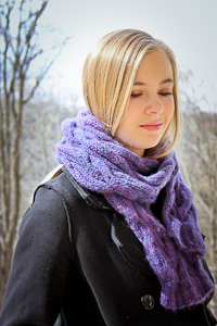 Very Chic Scarf side view | The Knitting Vortex