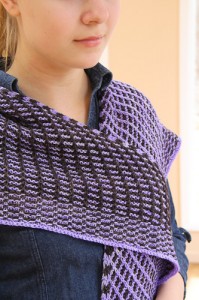 Slip Sliding Away crossed closeup | The Knitting Vortex